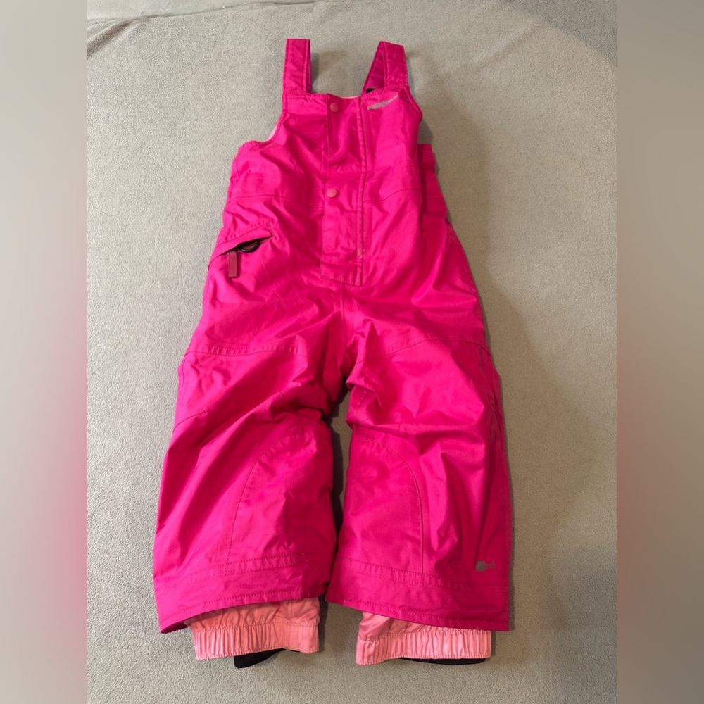 Patagonia Baby Snow Pile Bibs Size 2T